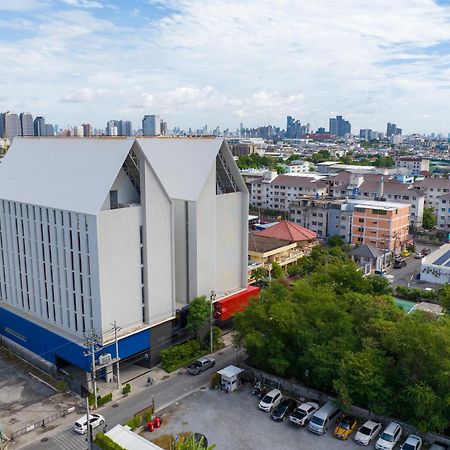 Blue Hippo Hotel Bangkok Bagian luar foto