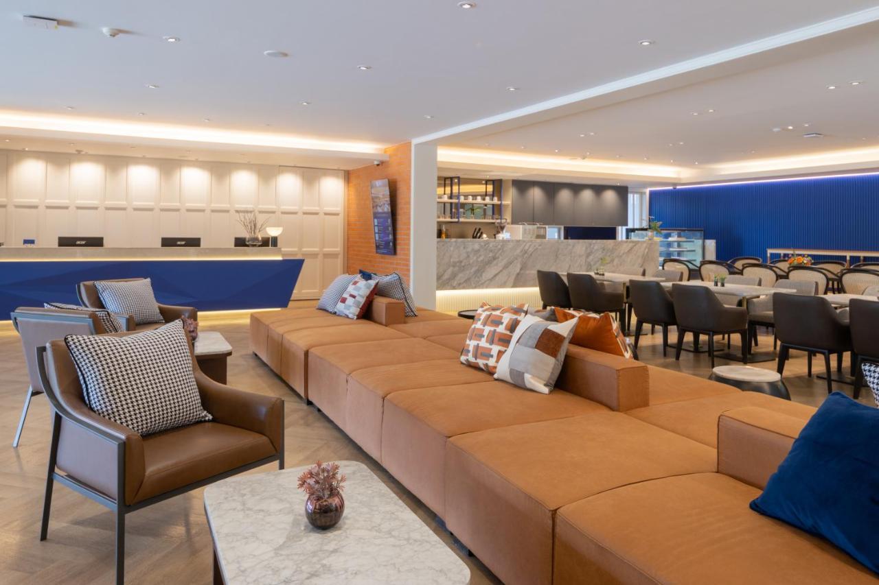 Blue Hippo Hotel Bangkok Bagian luar foto