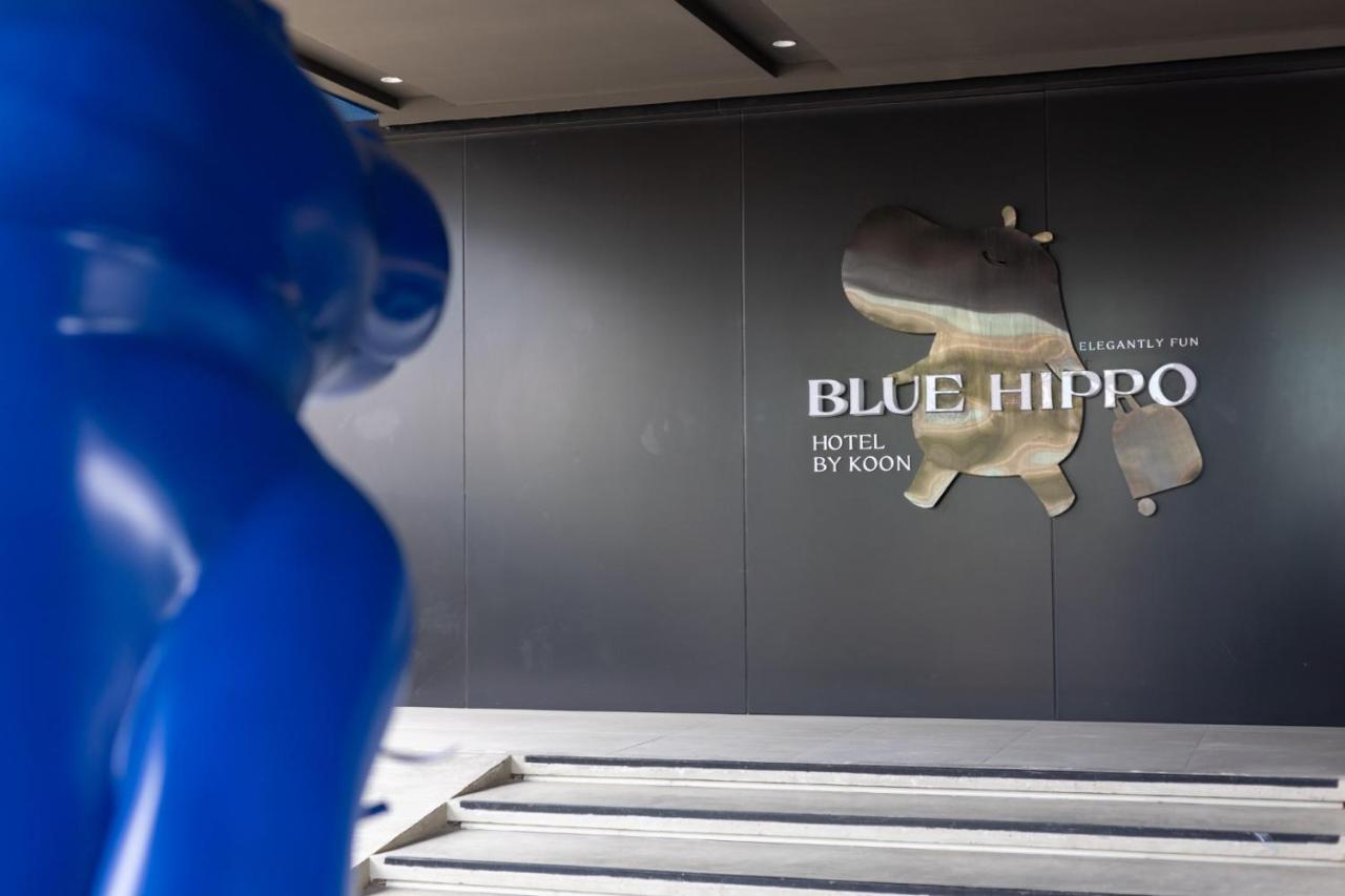 Blue Hippo Hotel Bangkok Bagian luar foto