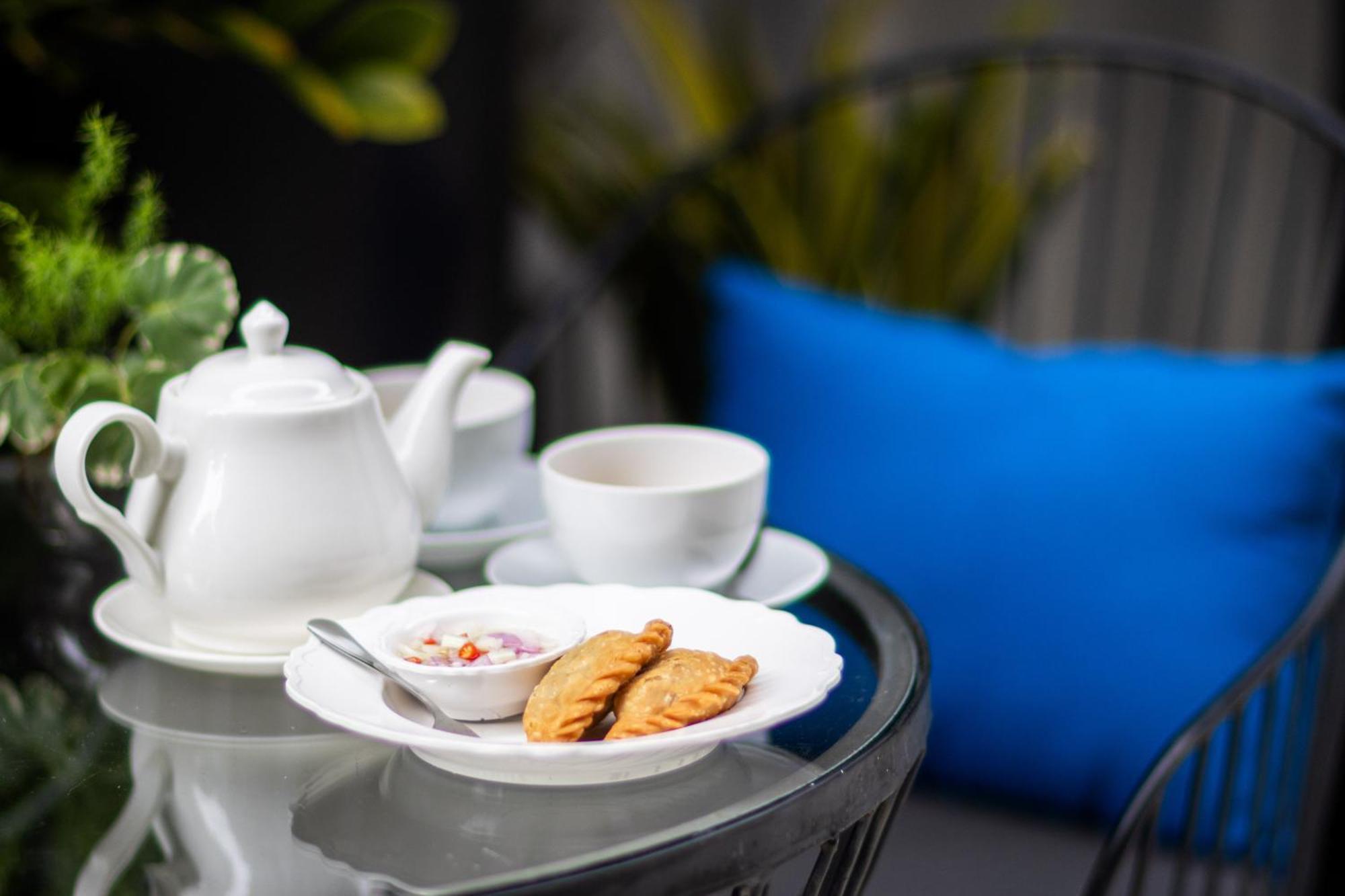 Blue Hippo Hotel Bangkok Bagian luar foto